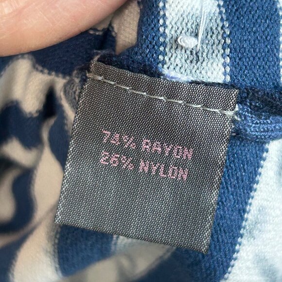 Metric Blue Striped Scroll Floral Sweater Size Large - Picture 2 of 9